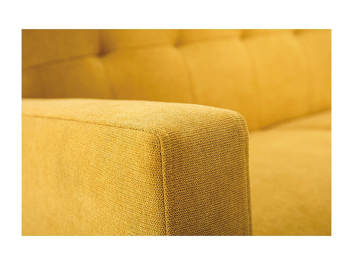 Sofá 2 plazas de estilo nórdico amarillo mostaza con efecto aterciopelado MOON