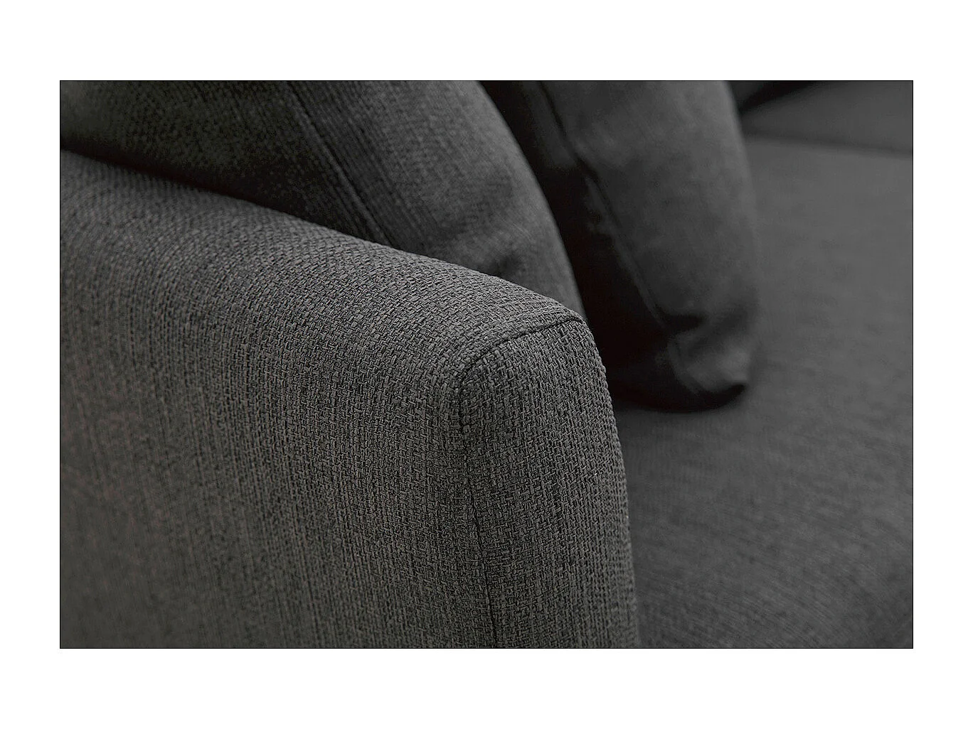 Divano scandinavo 3 posti grigio scuro piedi legno OSLO