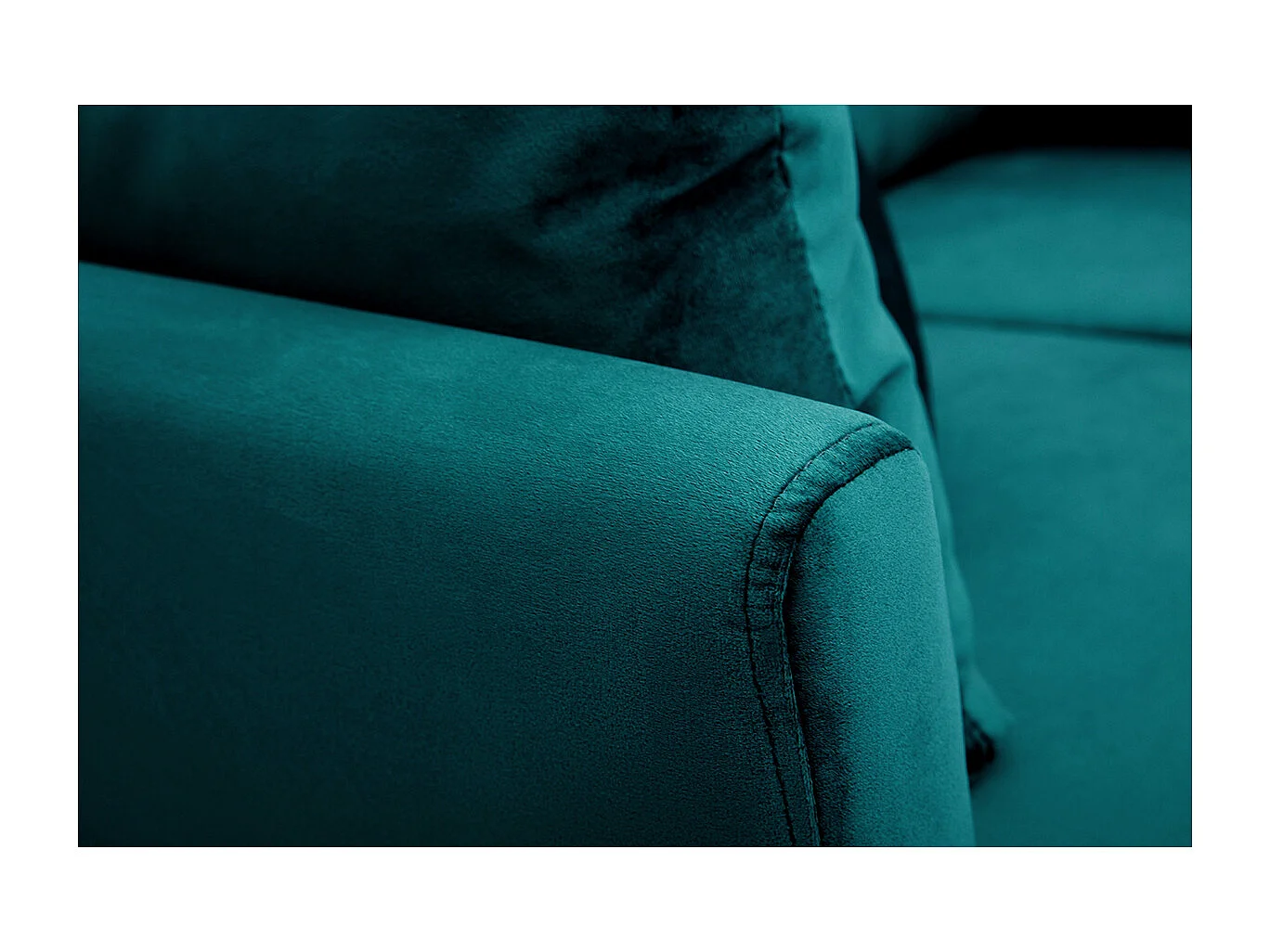 Canapé scandinave déhoussable 2 places en tissu velours bleu pétrole et bois clair OSLO