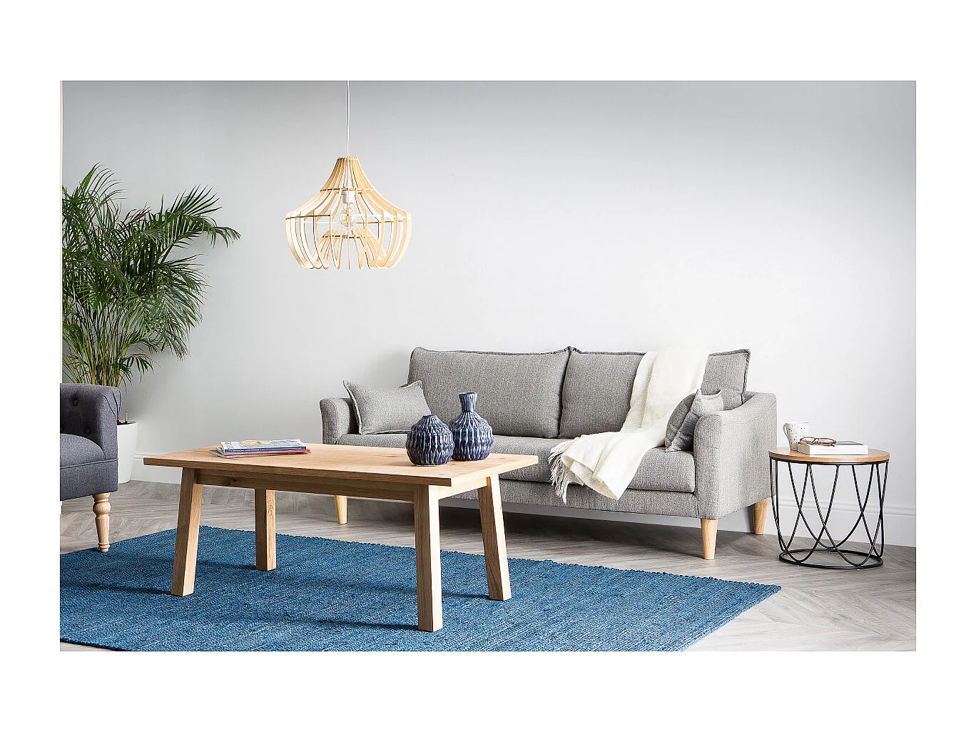 Canapé scandinave 3 places en tissu gris et bois clair KATE