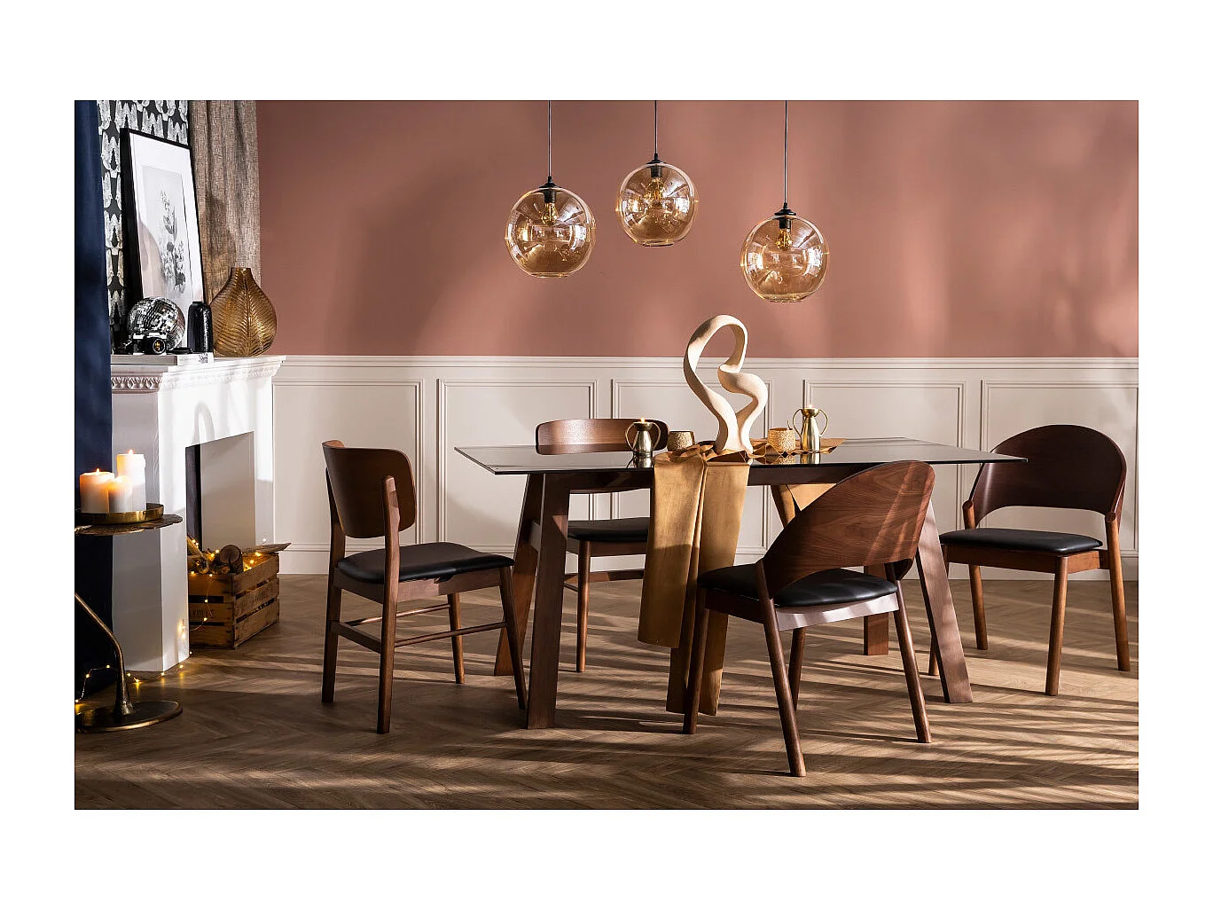 Chaises vintage en bois foncé noyer et assises noires (lot de 2) AVALON