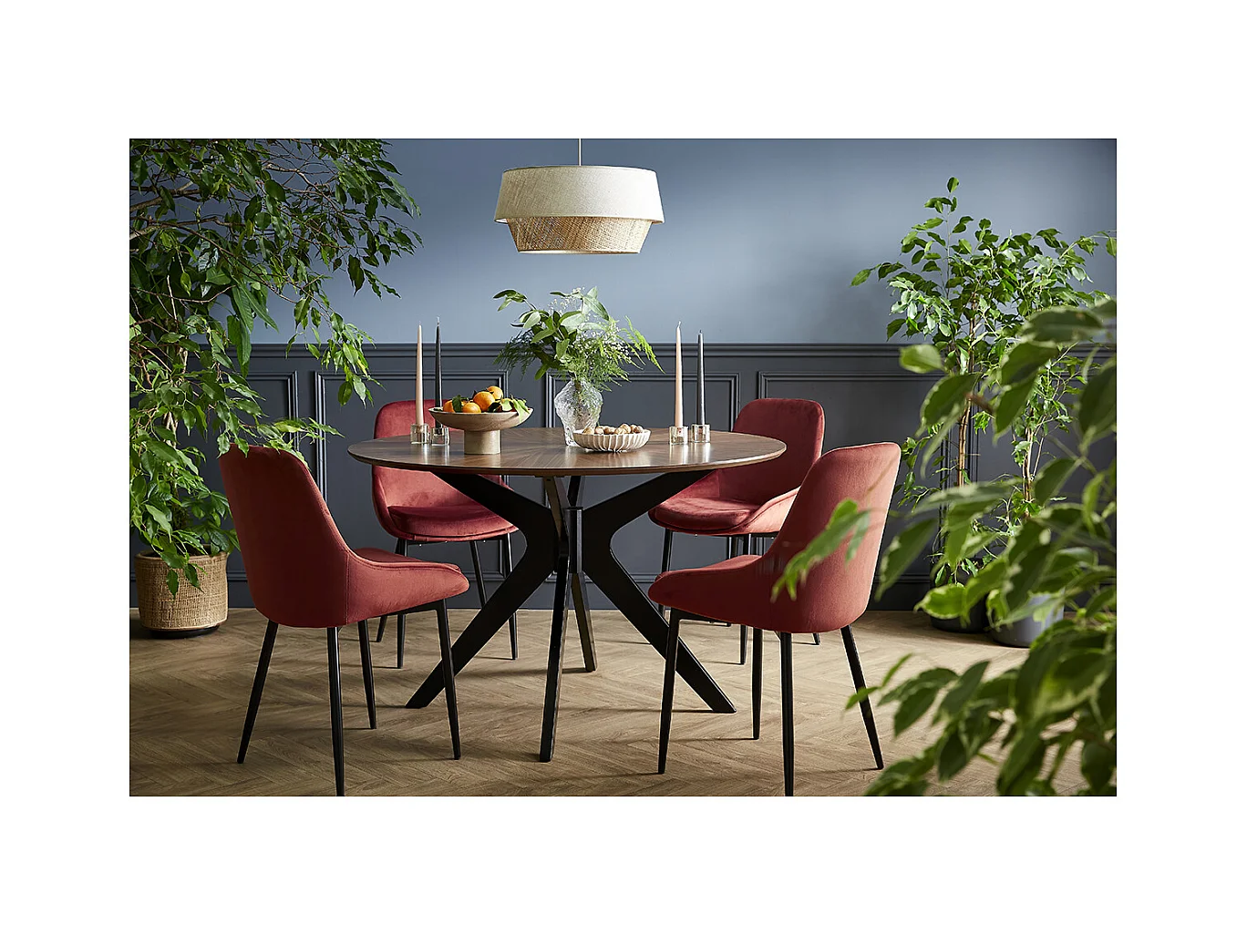 Chaises design en tissu velours rouge tomette et métal noir (lot de 2) HOLO