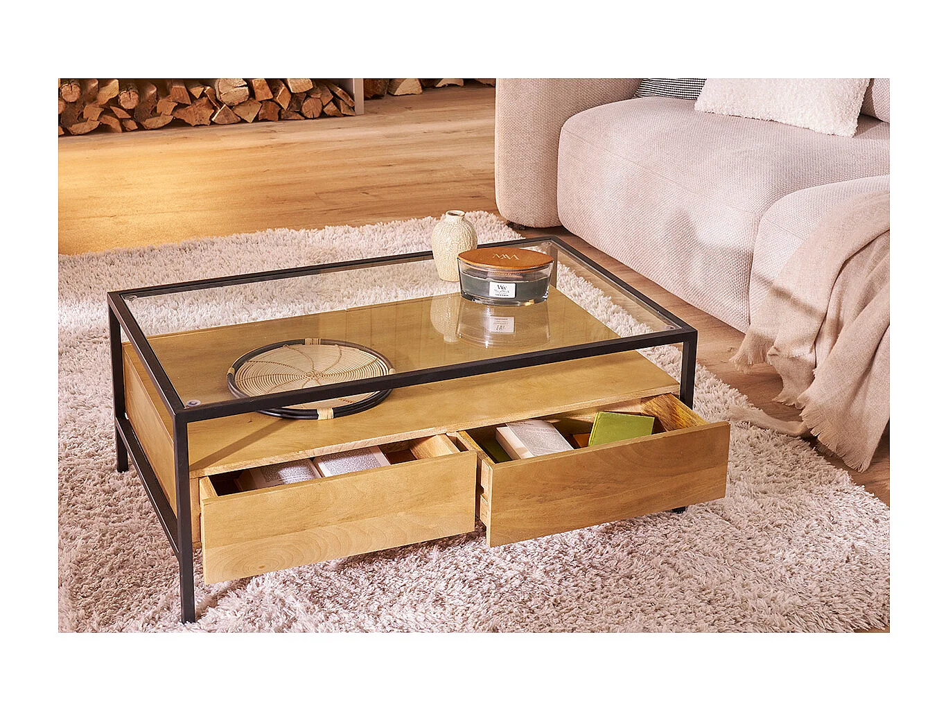 Tavolino da salotto rettangolare con ripiani in legno massello di mango, vetro e metallo nero L100 cm SITA