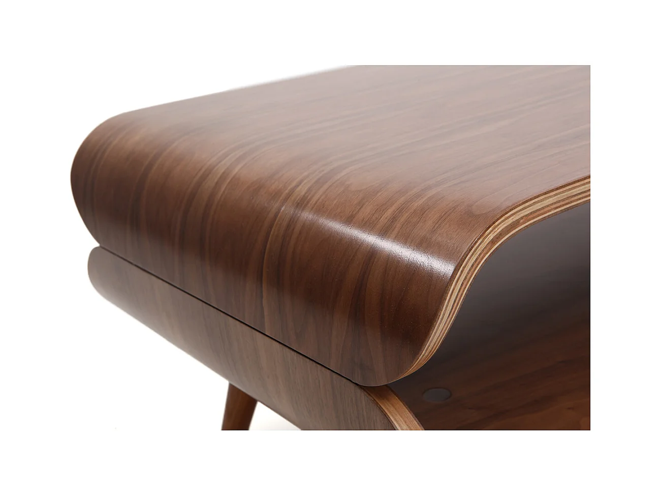 Design-Couchtisch Nussbaum TAKLA