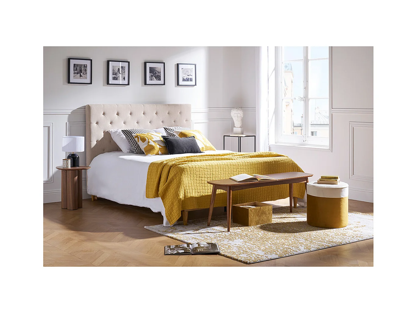 Tête de lit capitonnée en tissu velours bleu nuit L160 cm ENGUERRAND