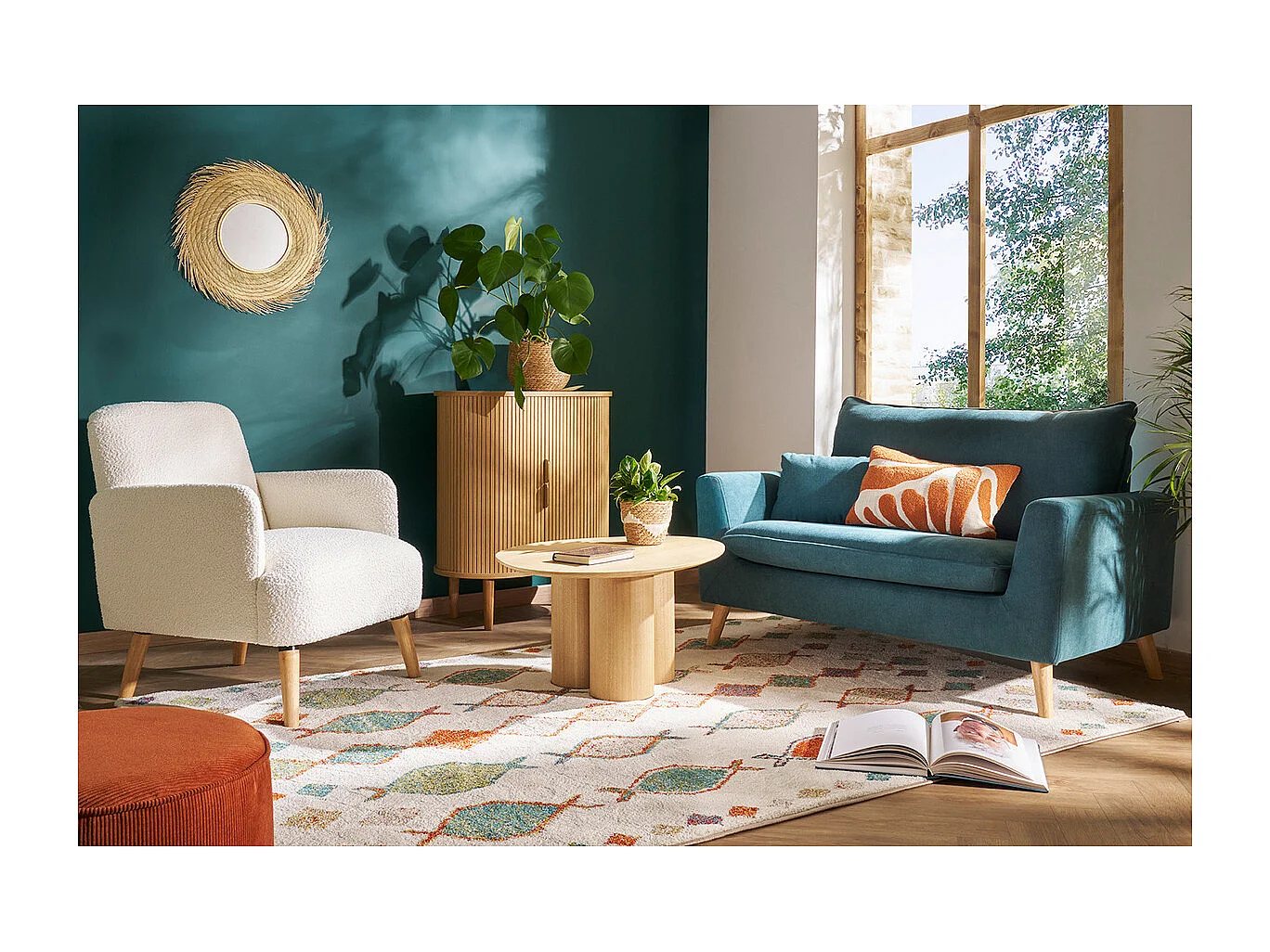 Sillón nórdico de tejido efecto aterciopelado texturizado beige y madera ISKO