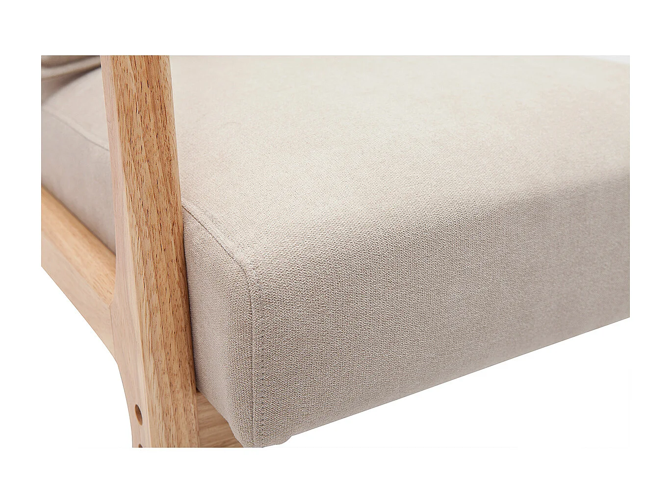 Sessel aus hellem Holz und beigem Stoff mit Samteffekt DERRY