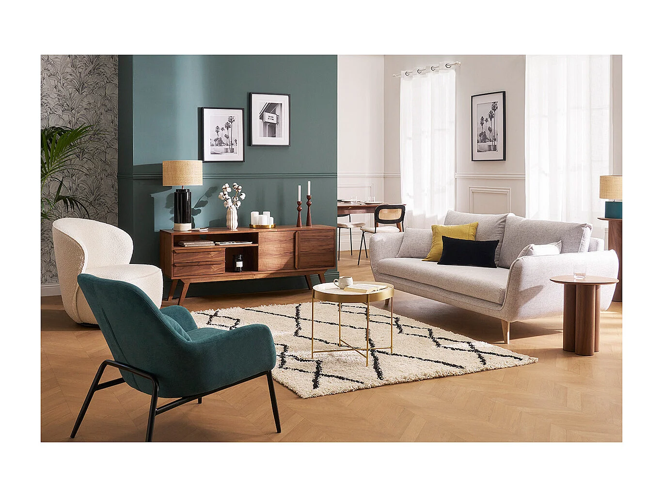 Sillón moderno con tejido efecto aterciopelado azul petróleo y metal negro MAXINE