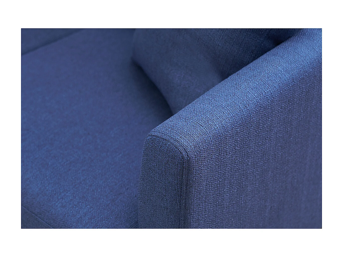 Fauteuil scandinave déhoussable en tissu bleu foncé et bois clair OSLO