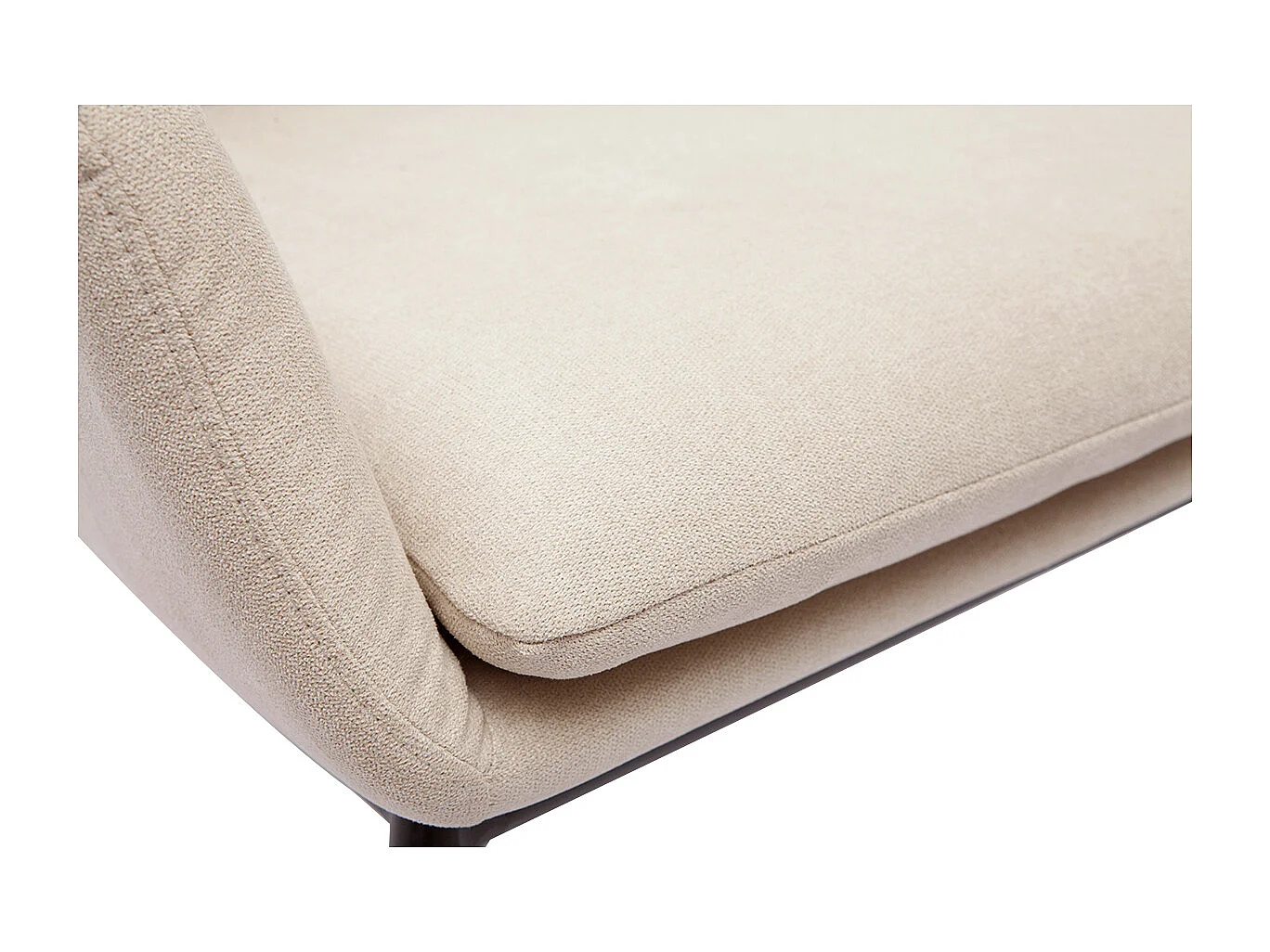 Poltrona design in tessuto effetto velluto beige e metallo nero MAXINE