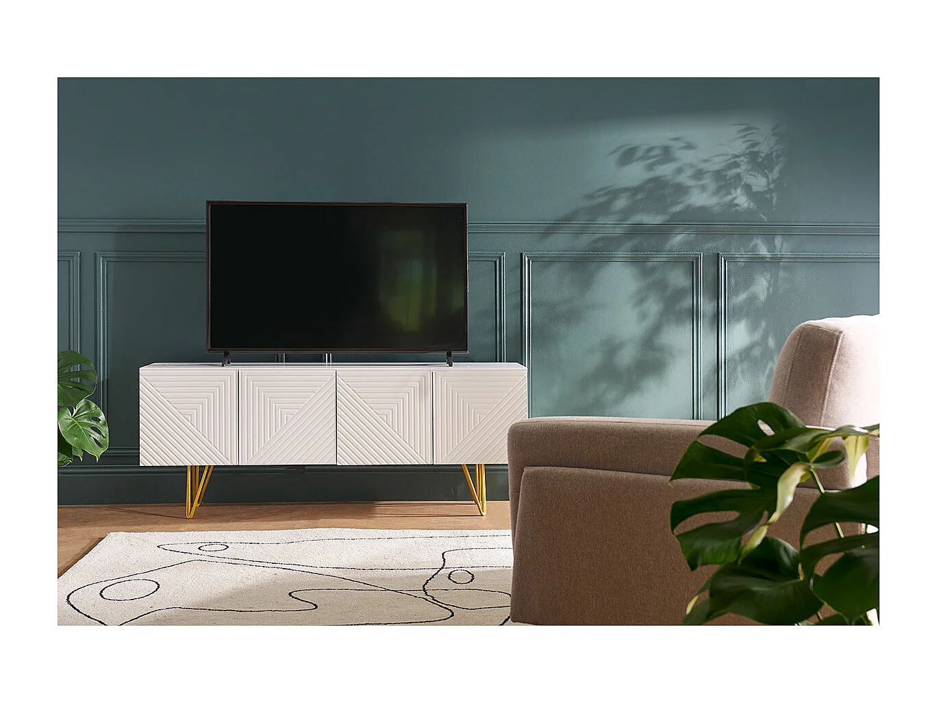 Mueble TV de diseño en negro y metal dorado 140 cm OZEN