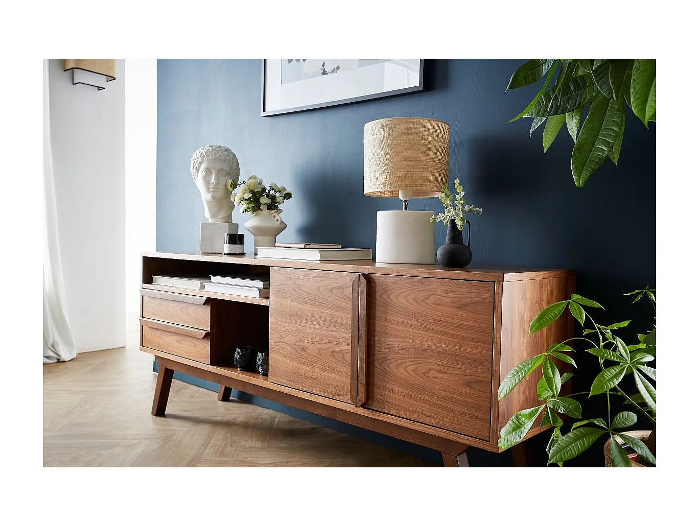 Mueble TV alto de nogal vintage 160 cm VOLVER