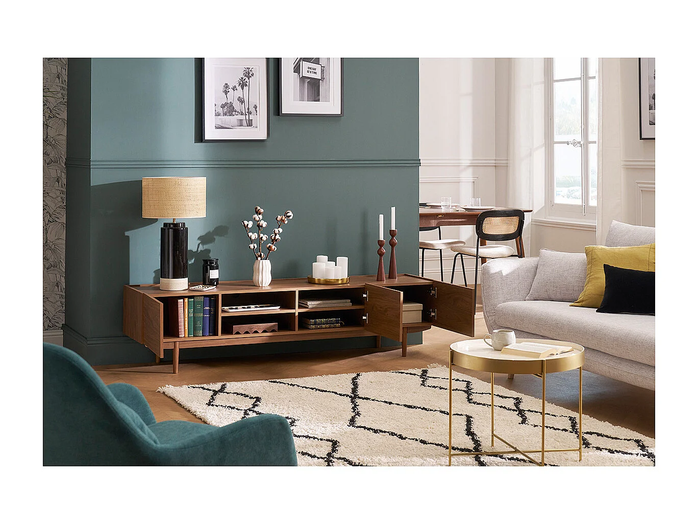 Meuble TV finition bois foncé noyer 3 portes L180 cm SANAA