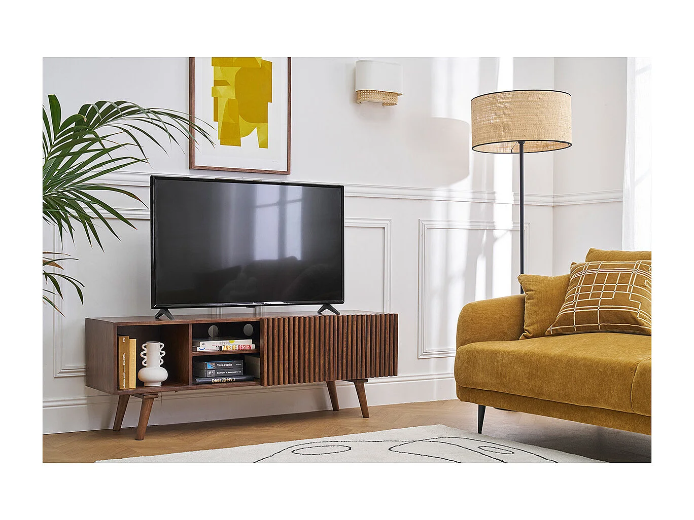Mueble TV de madera maciza de mango oscuro con puertas correderas 140 cm ALBA