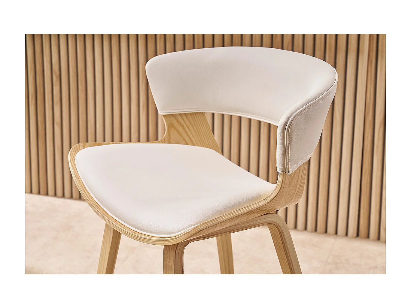 Tabourets de bar design blanc et bois clair H65 cm (lot de 2) SYRAH