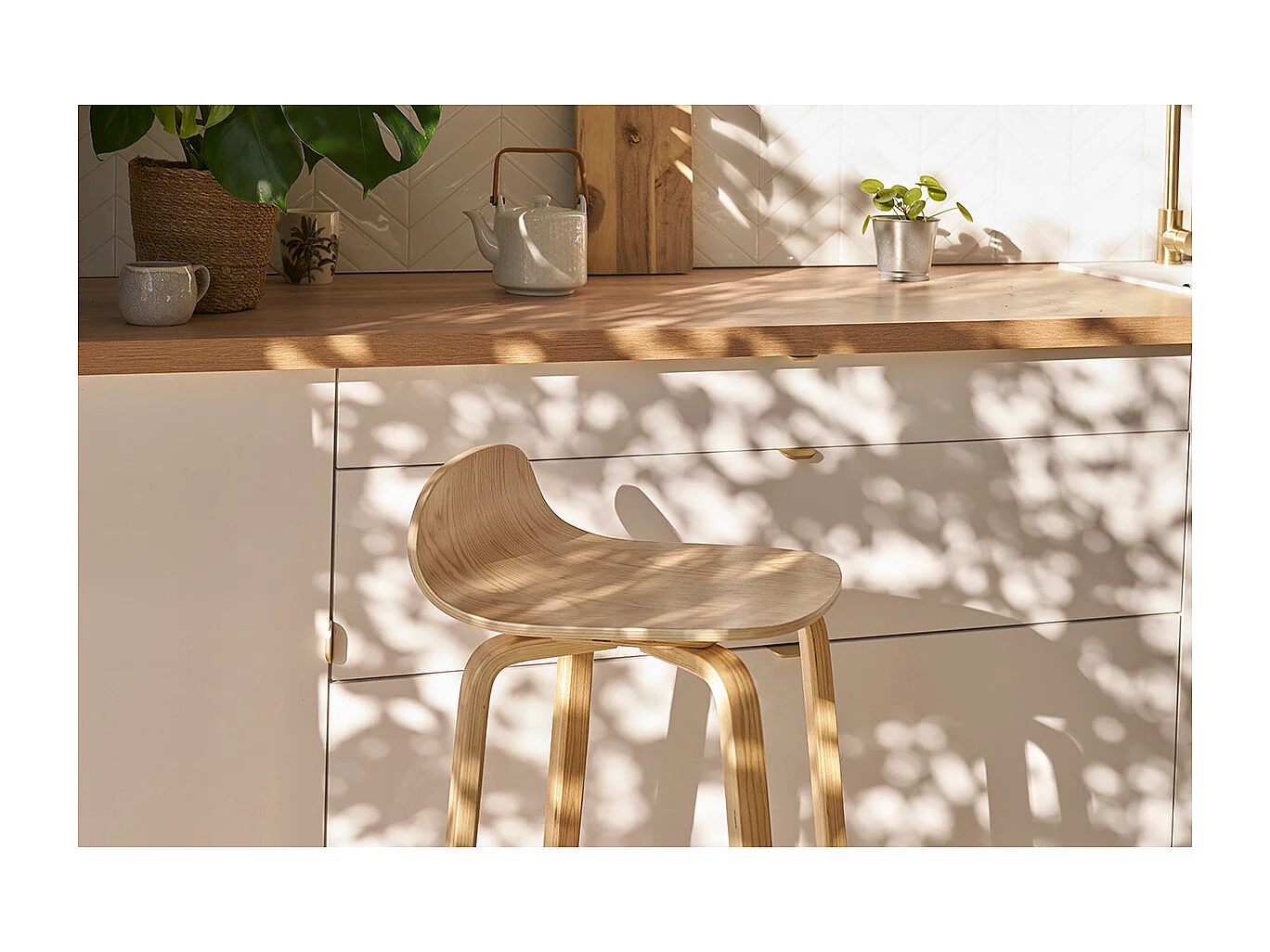 Set de 2 taburetes de cocina nórdicos de madera de roble 68 cm OBRA