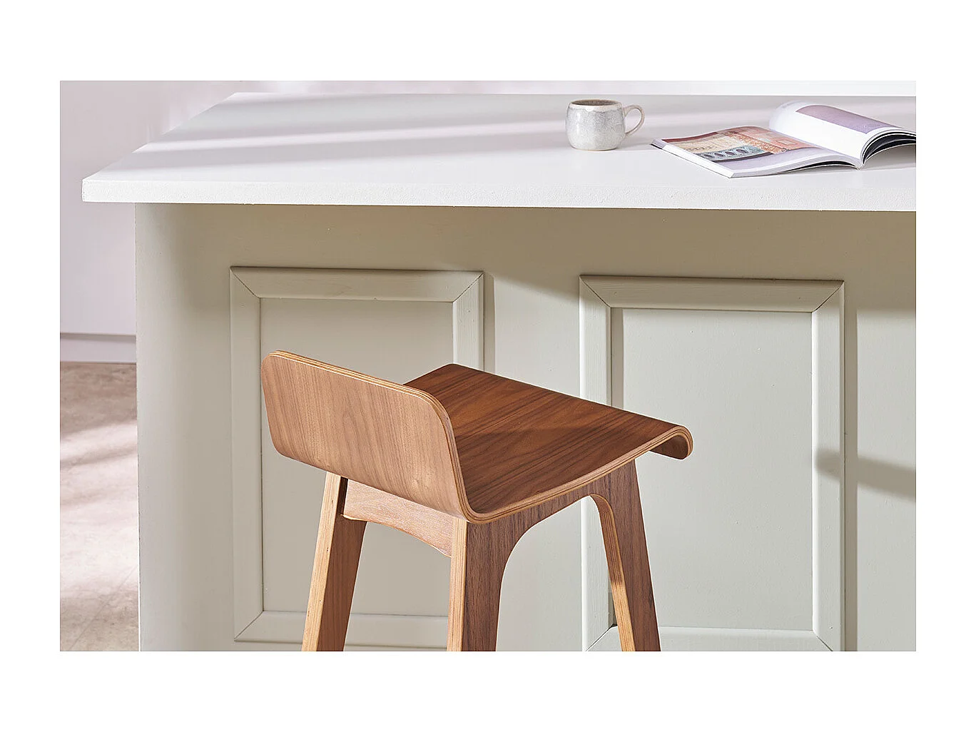 Taburete / Silla de bar madera oscura 65 cm BALTIK