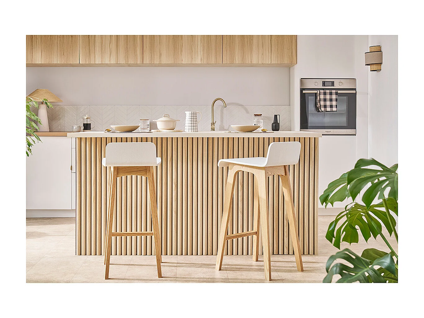 Design-Barhocker / -stuhl Holz naturfarben und Weiß skandinavisch BALTIK