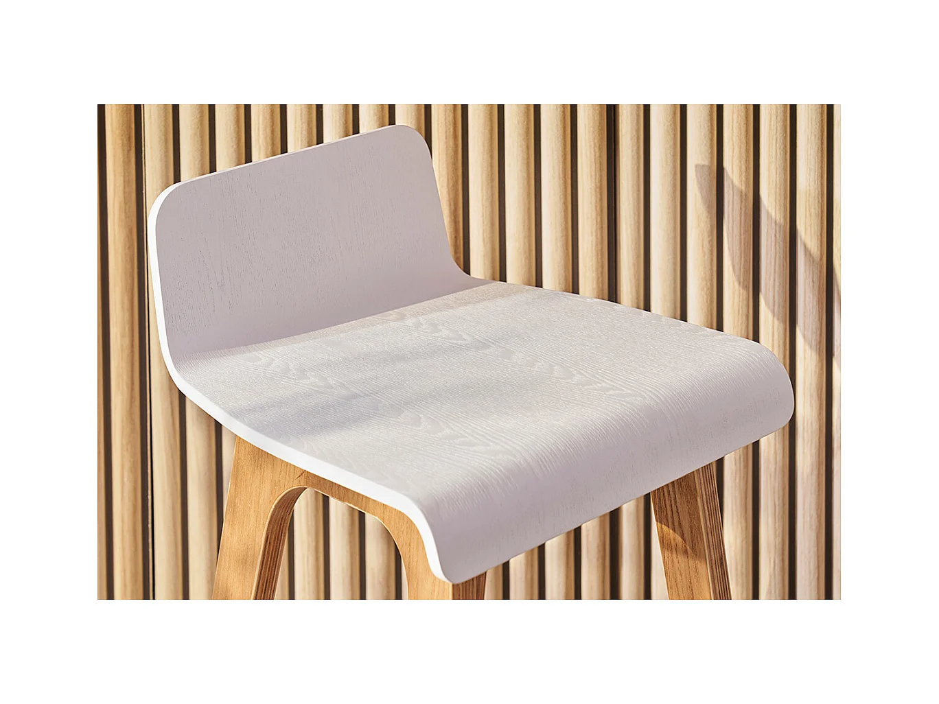 Sgabelli da bar scandinavi legno chiaro e bianco H65 cm (set di 2) BALTIK