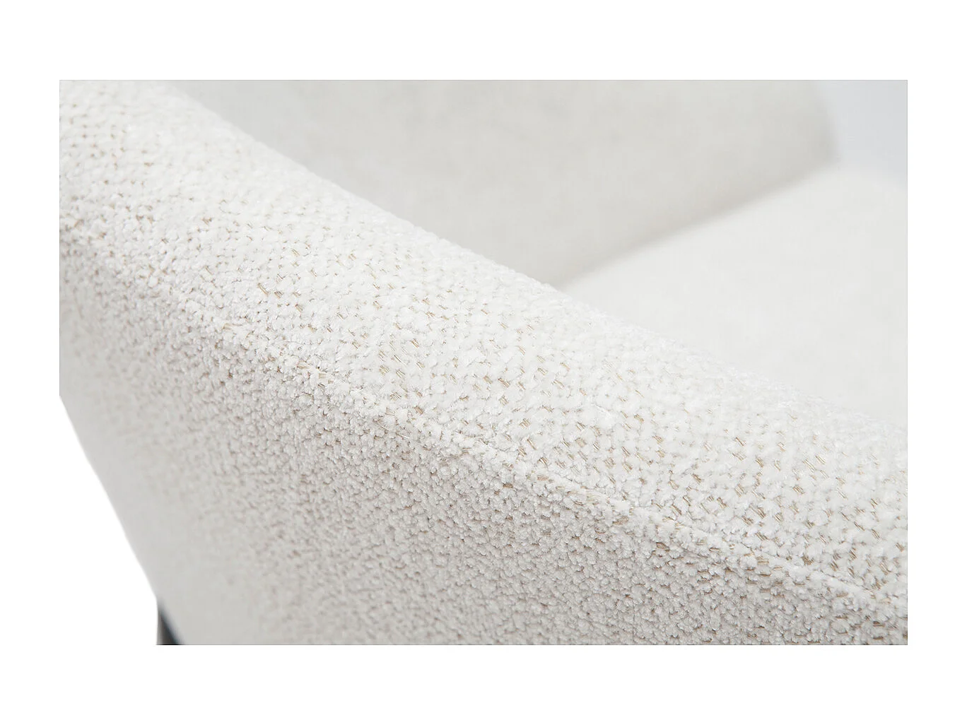 Silla de diseño de terciopelo chenilla beige y metal negro JENNA