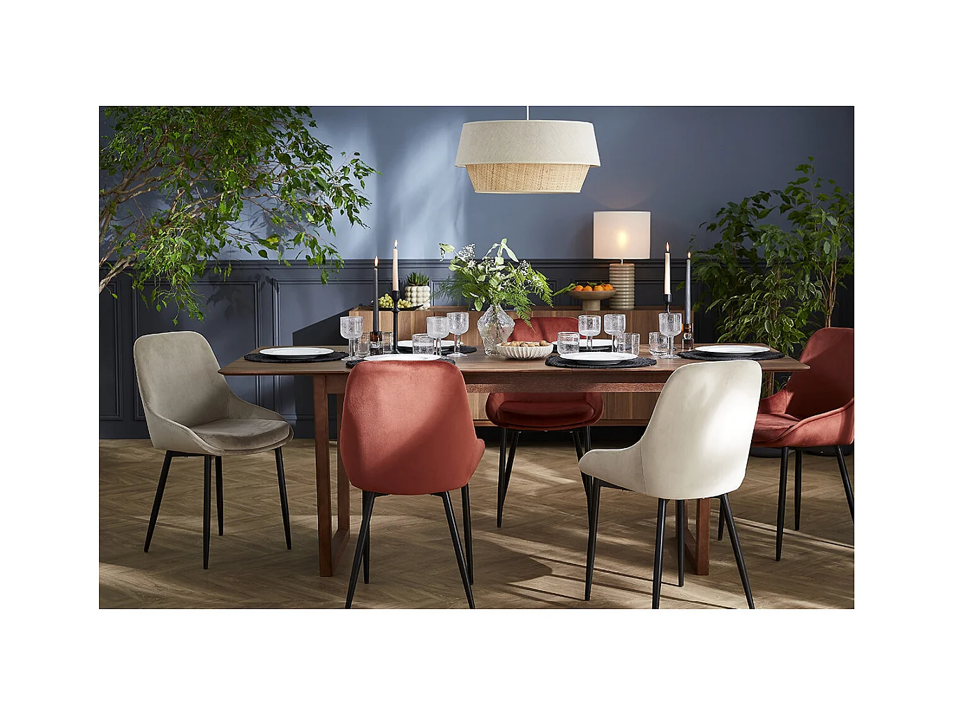 Chaises design en tissu velours taupe et métal noir (lot de 2) HOLO