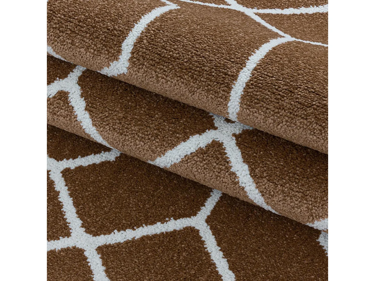 tapis salle à manger 200x290 tissé marron clair et blanc motif scandinave