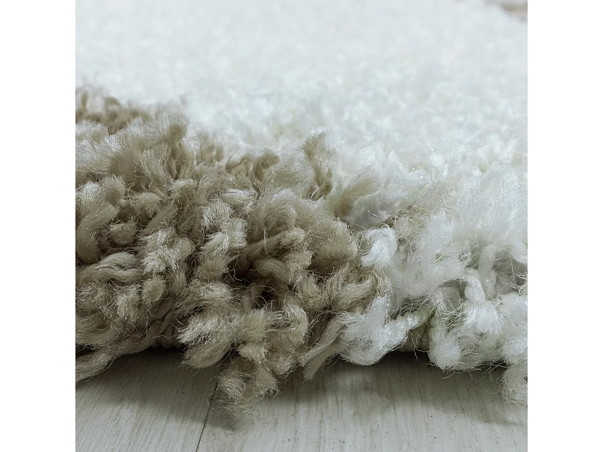 Tapis shaggy 280x370 rectangle tissé beige et crème motif géométrique