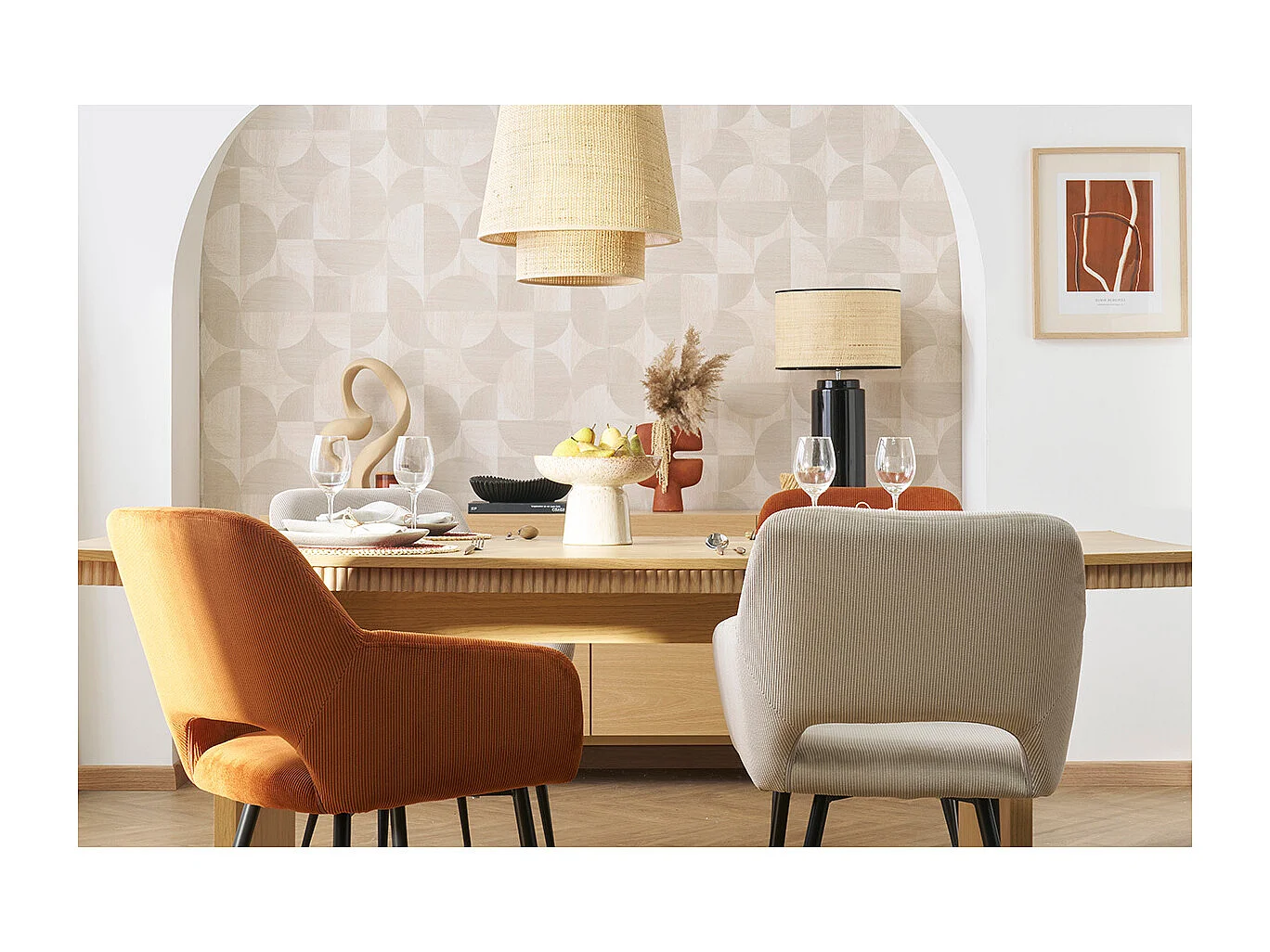 Chaises en tissu velours côtelé taupe et métal noir (lot de 2) LAURETTE