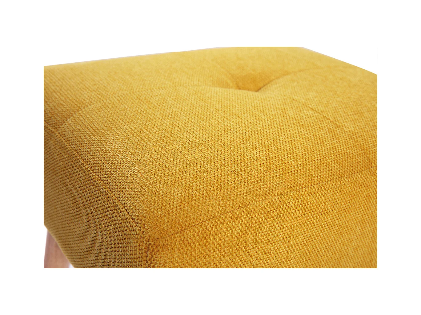 Sgabello basso in tessuto effetto velluto testurizzato giallo senape e legno massello chiaro H46 GUESTA