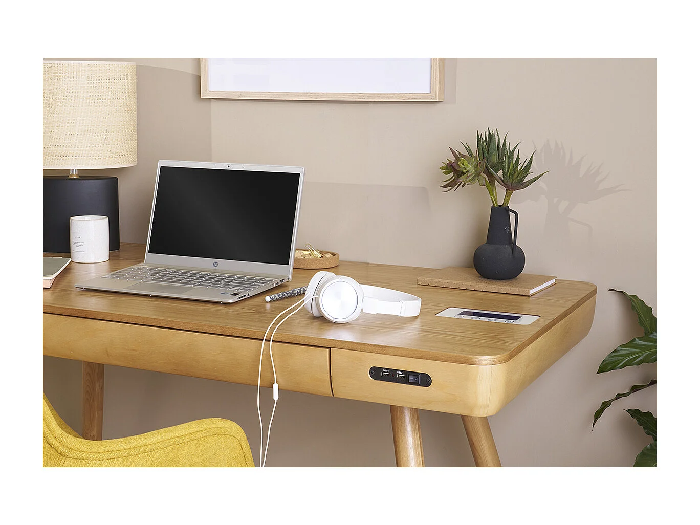 Bureau connecté multimédia  avec tiroir bois clair massif L120 cm CLEVER