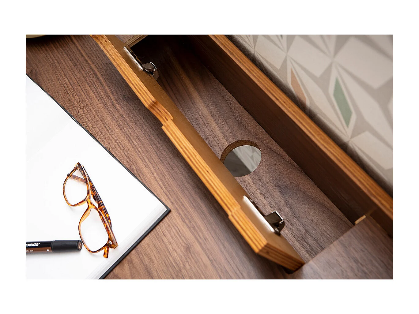 Schreibtisch Vintage Holz Nussbaum HALLEN