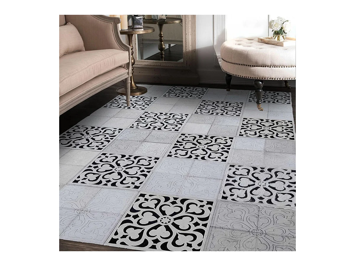 Tapis peau de vache 120x170 kilim fait main noir