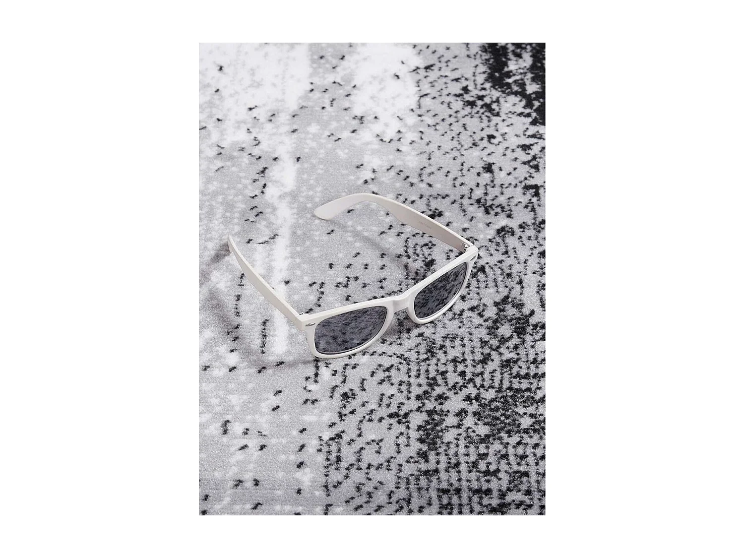 tapis salon 160x230 tissé gris rectangle motif abstrait LYN1 TABLO