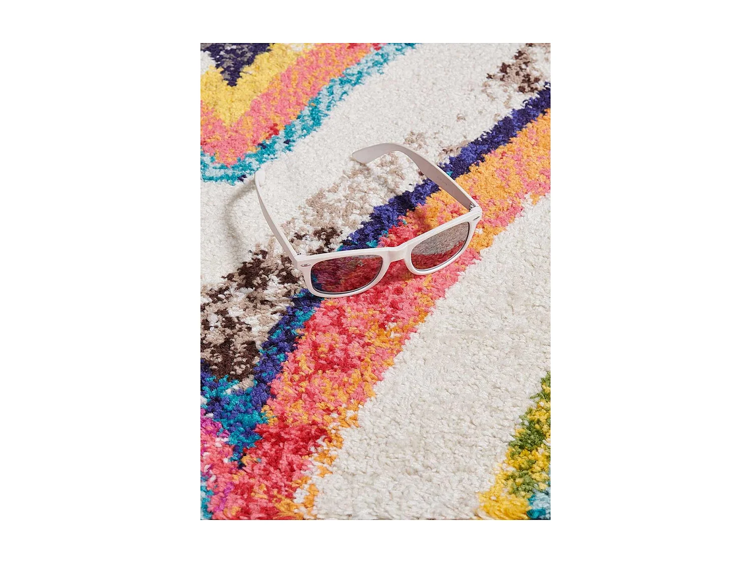 Tapis berbère 120x170 tissé motif ethnic LYN5 OURIKA D violet