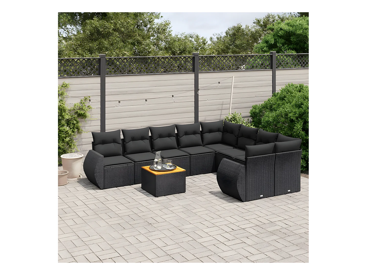 Set Divani da Giardino 9 pz con Cuscini Nero in Polyrattan
