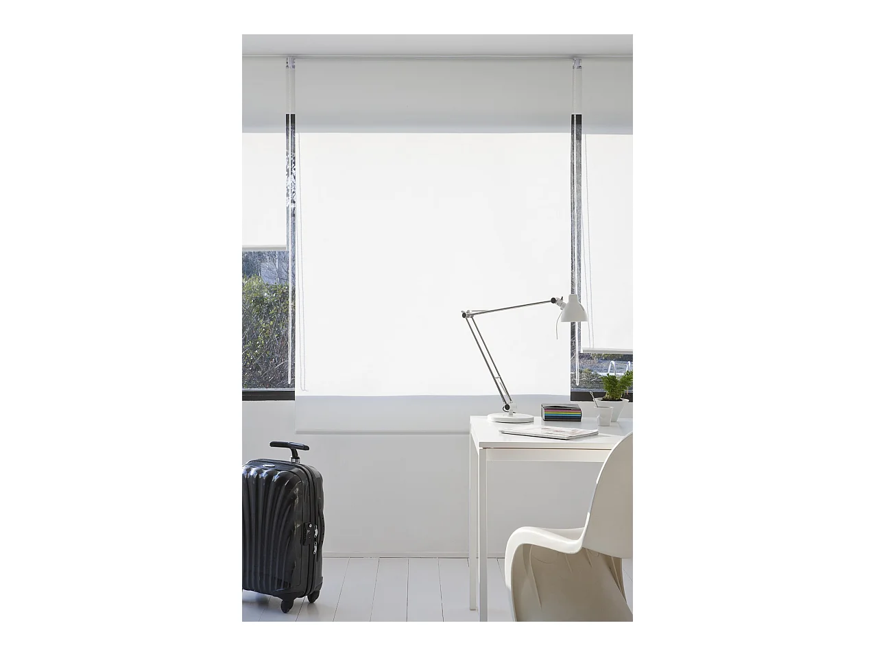 ESTORALIS | Estores Enrollables Lisos Translucidos | 160 x 235 cm (Ancho por Alto) Tamaño de Tela 157 x 230 cm | Modelo GOVE Color Blanco Roto