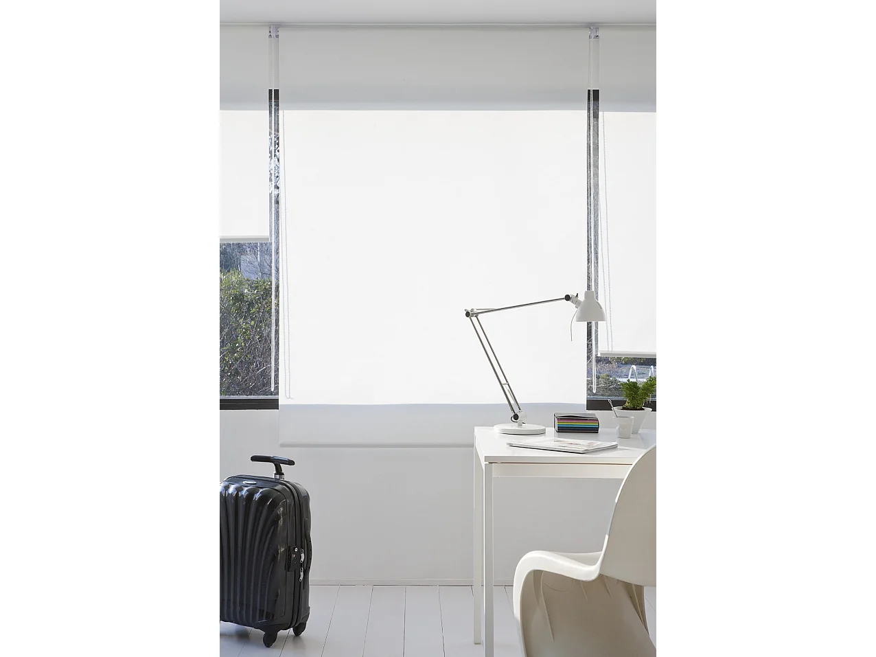ESTORALIS | Estores Enrollables Lisos Translucidos | 90 x 235 cm (Ancho por Alto) Tamaño de Tela 87 x 230 cm | Modelo GOVE Color Blanco Roto