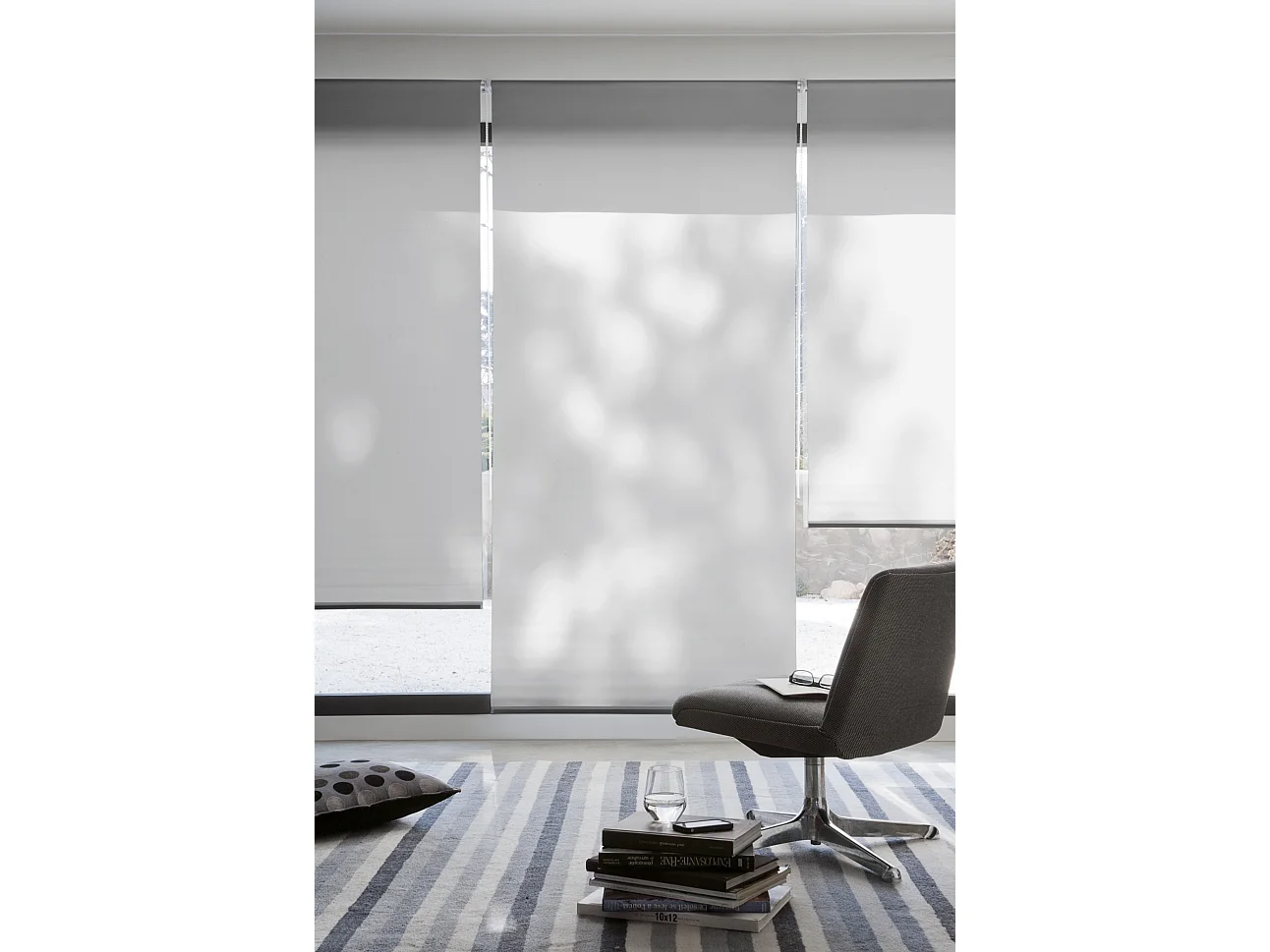 ESTORALIS | Estores Enrollables Lisos Translucidos | 110 x 180 cm (Ancho por Alto) Tamaño de Tela 107 x 175 cm | Modelo GOVE Color Blanco Roto