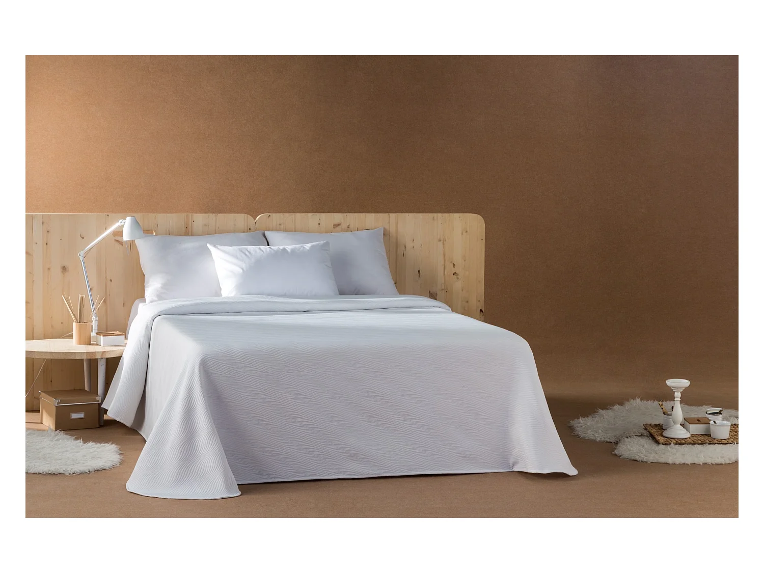 ESTORALIS | Colcha Tejido Jacquard | Colcha buena para todas las Estaciones | Para Cama 150 cm. ( 250x270 cm. AnchoxAlto ) | Modelo ONDAS Color Blanco