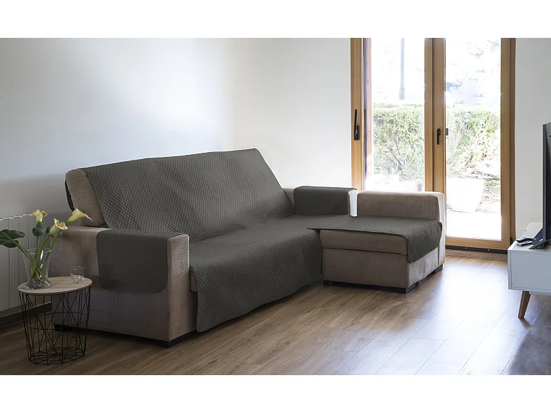 ESTORALIS | Cubre Sofá Acolchado  | Chaisse Longue 240 cm Brazo Derecho | Tela 240 x 255 cm  | Modelo AVA Color Taupe