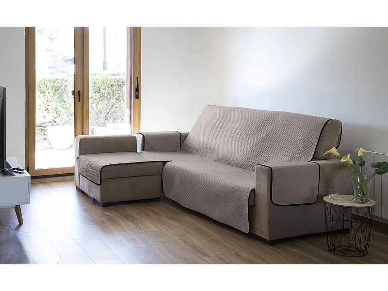 ESTORALIS | Cubre Sofá Acolchado  | Chaisse Longue 240 cm Brazo Izquierdo | Tela 240 x 255 cm  | Modelo AVA Color Beige