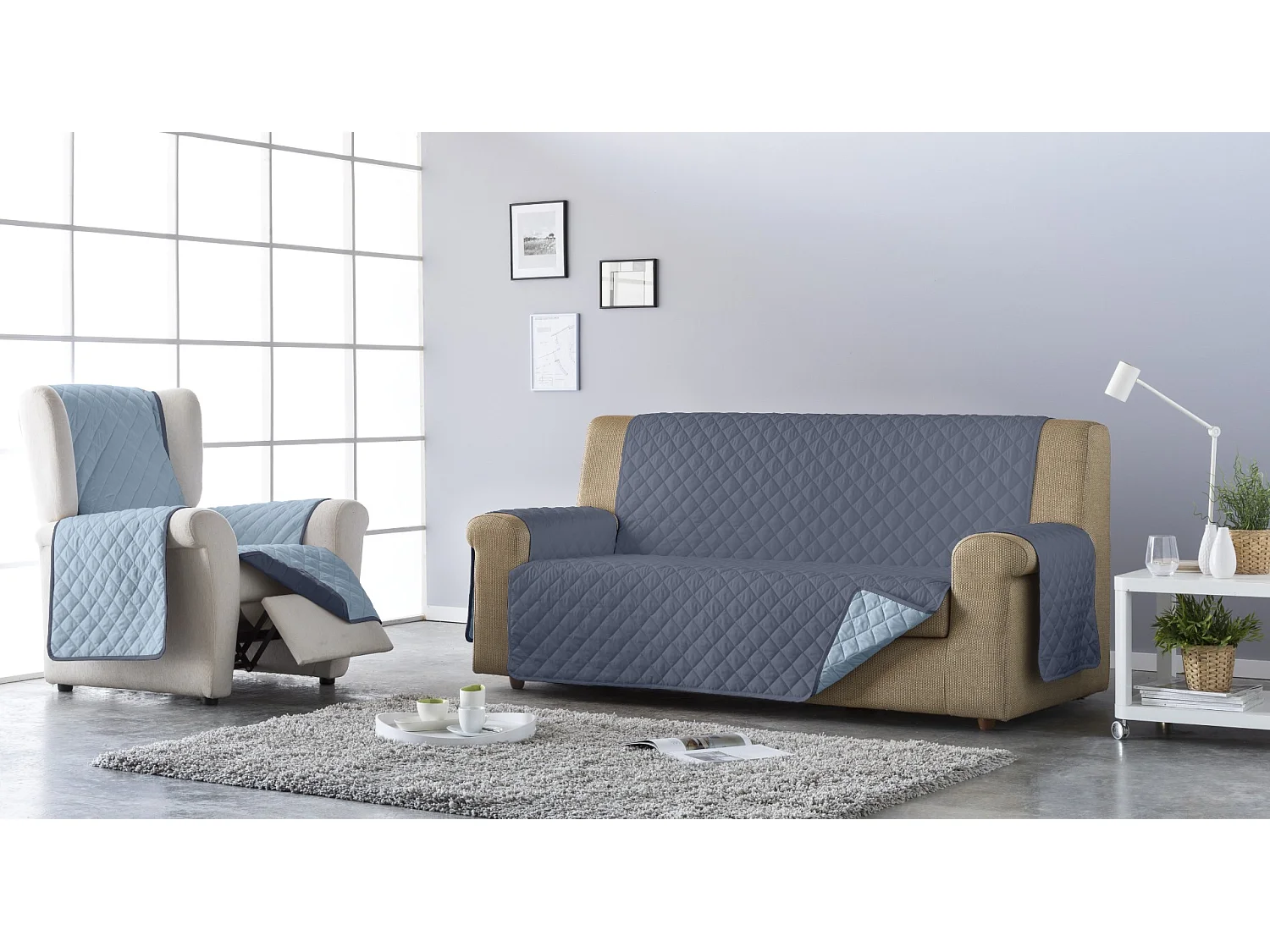 ESTORALIS | Cubre Sofá Acolchado Reversible | Para Sillon o Relax 1 Plaza | Tela 55 x 210 cm | Modelo EDEN Color Celeste/Piedra