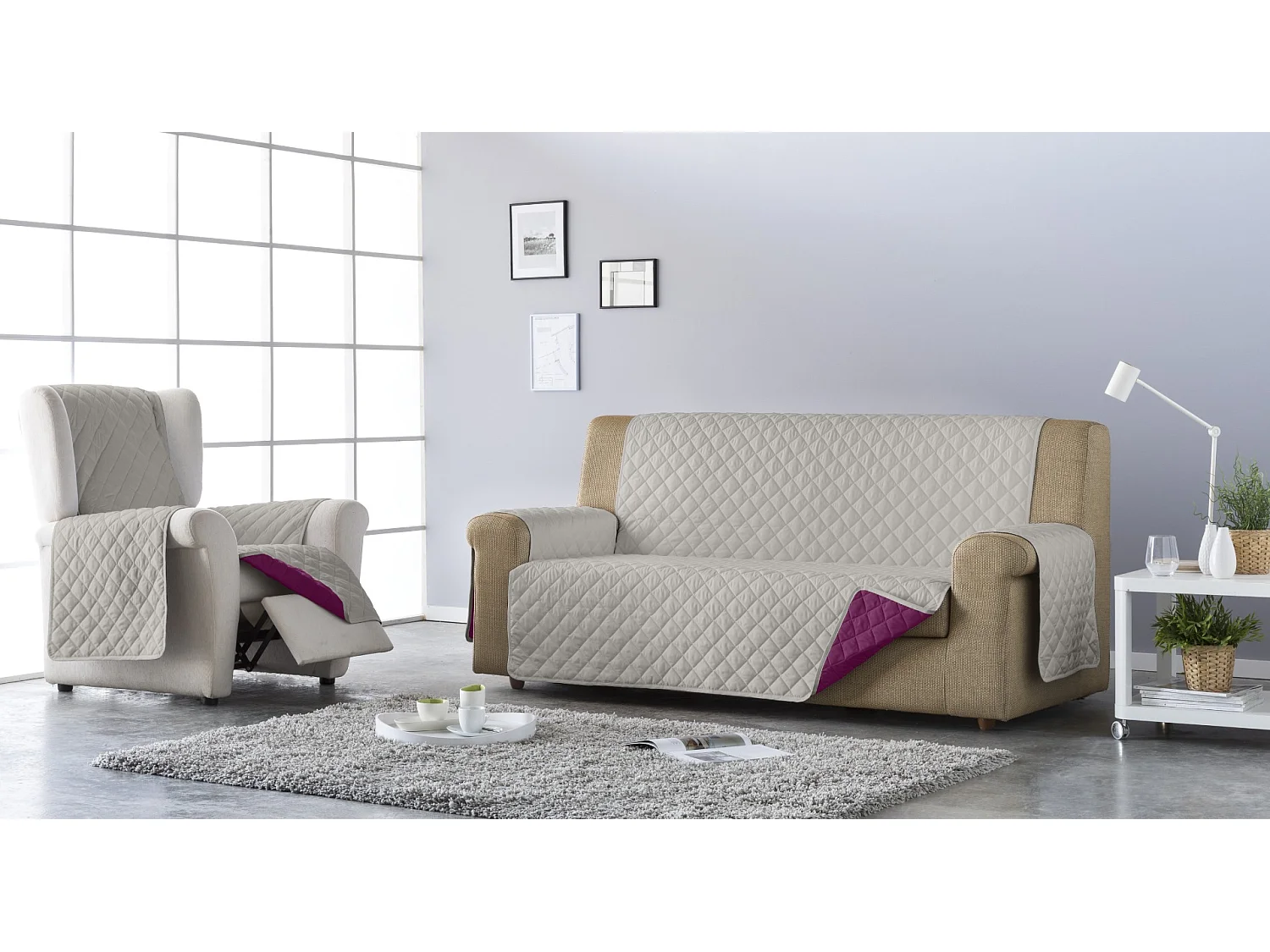 ESTORALIS | Cubre Sofá Acolchado Reversible | Para Sofa de 2 Plazas | Tela 110 x 210 cm | Modelo EDEN Color Beige/Fuxia