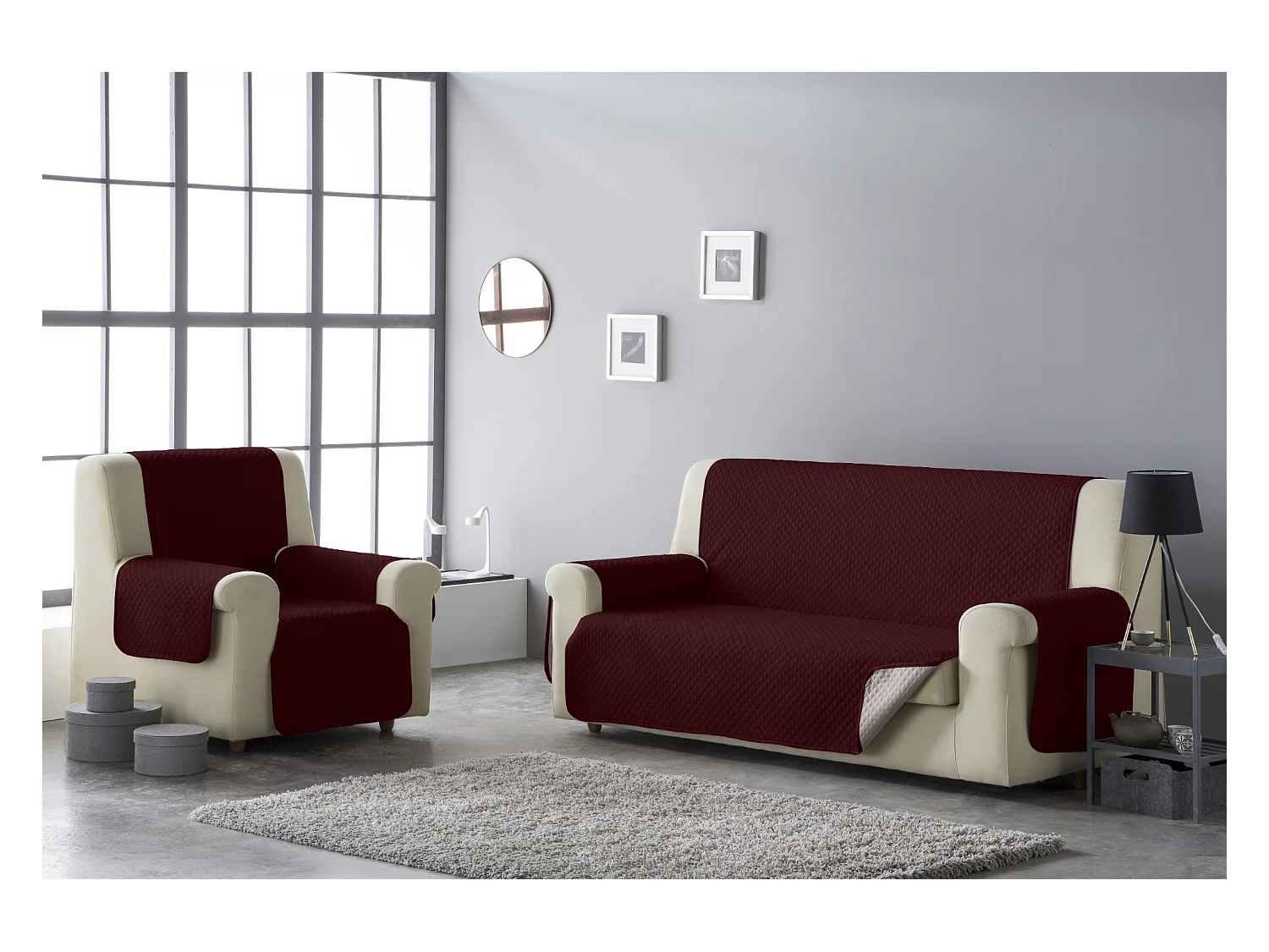 ESTORALIS | Cubre Sofá Acolchado Reversible | Para Sofa de 2 Plazas | Tela 110 x 210 cm  | Modelo AVA Color Rojo/Beige