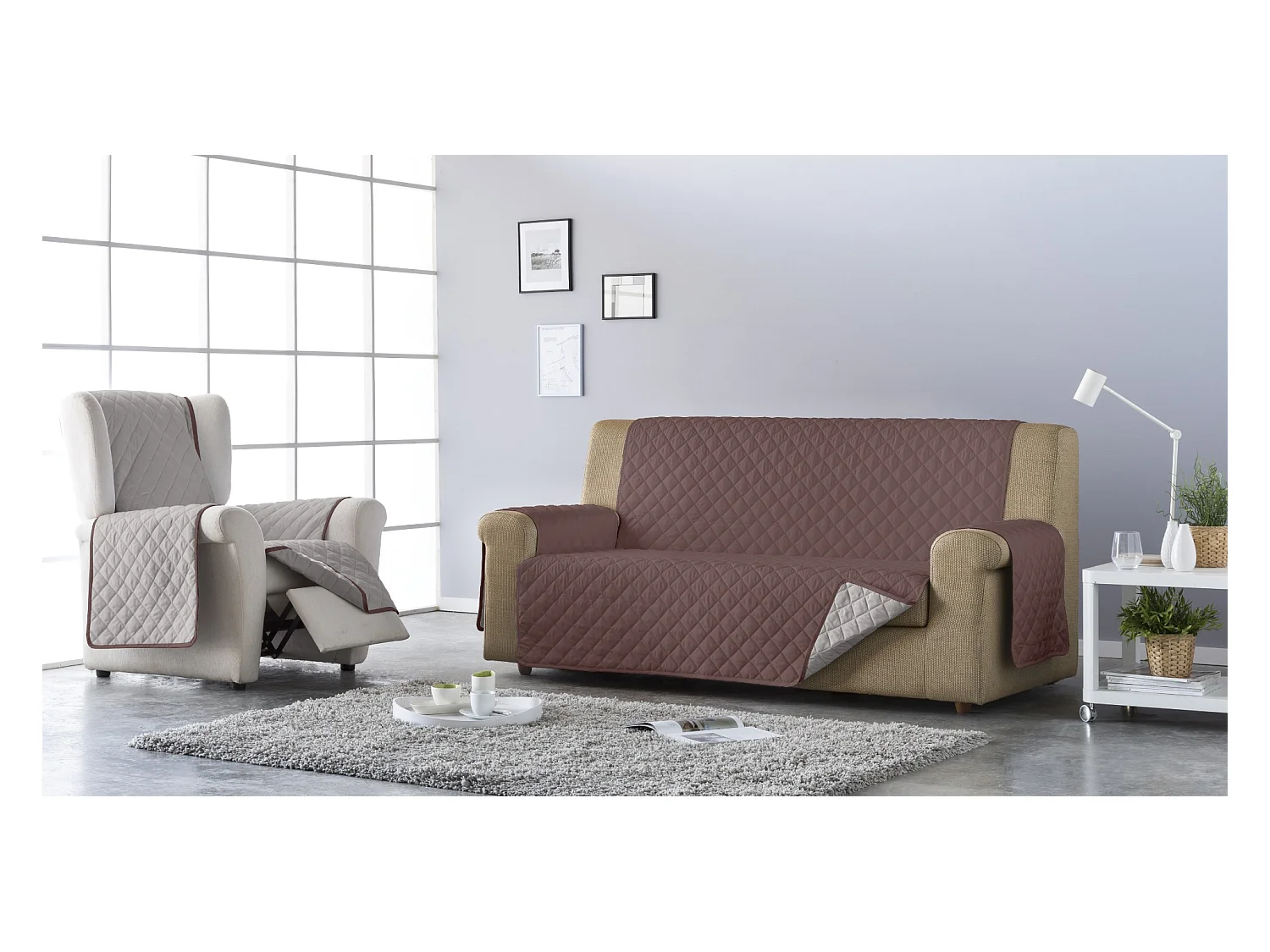 ESTORALIS | Cubre Sofá Acolchado Reversible | Para Sofa de 4 Plazas | Tela 190 x 210 cm | Modelo EDEN Color Beige/Marron