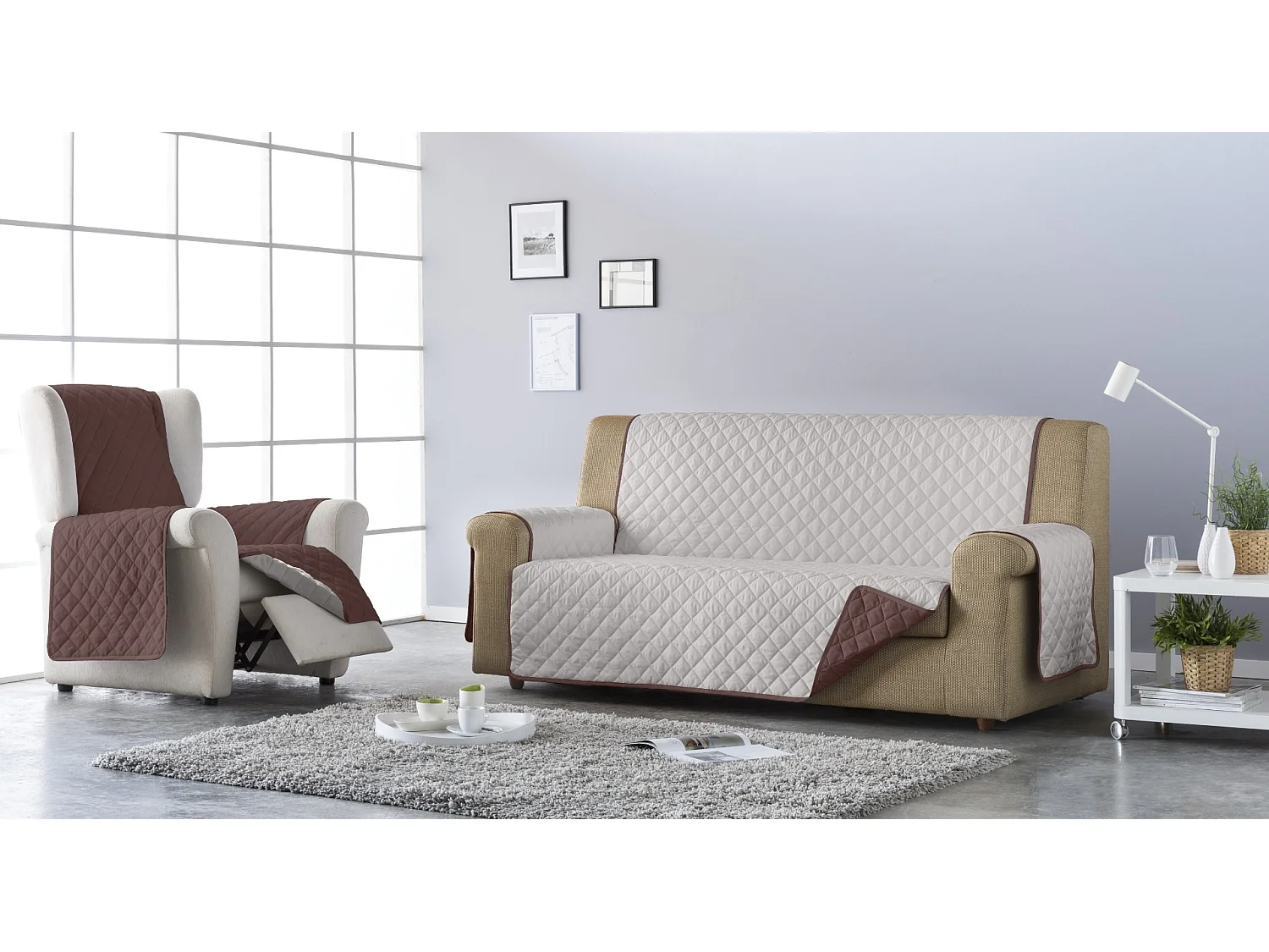 ESTORALIS | Cubre Sofá Acolchado Reversible | Para Sofa de 4 Plazas | Tela 190 x 210 cm | Modelo EDEN Color Beige/Marron
