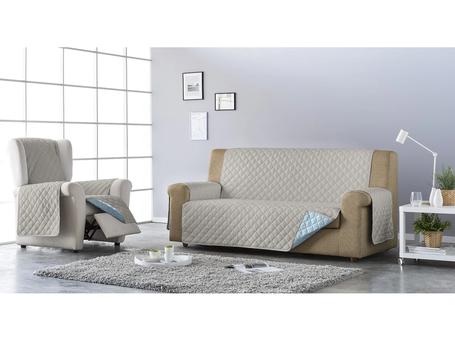 ESTORALIS | Cubre Sofá Acolchado Reversible | Para Sofa de 3 Plazas | Tela 150 x 210 cm | Modelo EDEN Color Beige/Celeste