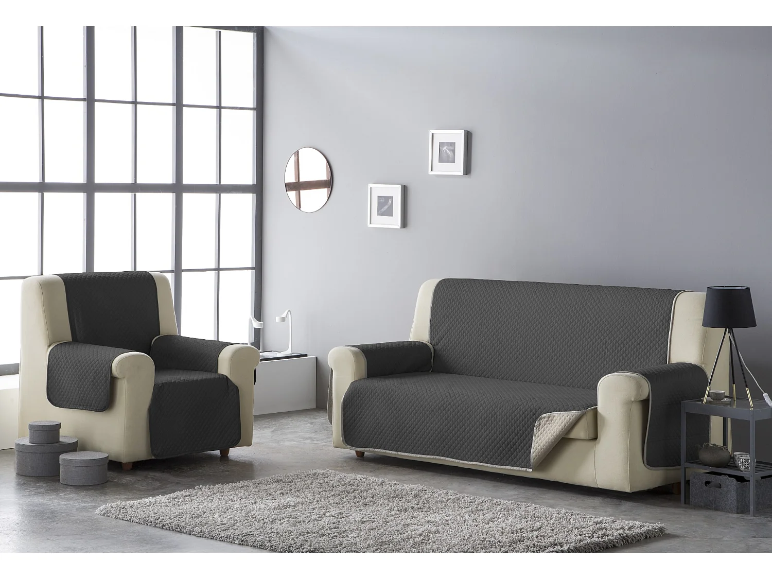 ESTORALIS | Cubre Sofá Acolchado Reversible | Para Sofa de 3 Plazas | Tela 150 x 210 cm  | Modelo AVA Color Gris/Antracita
