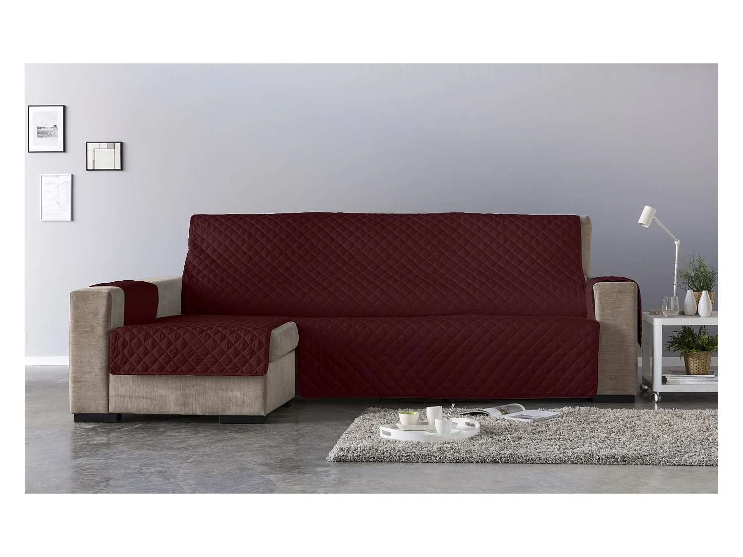 ESTORALIS | Cubre Sofá Acolchado  | Chaisse Longue 240 cm Brazo Izquierdo | Tela 240 x 255 cm | Modelo EDEN Color Rojo