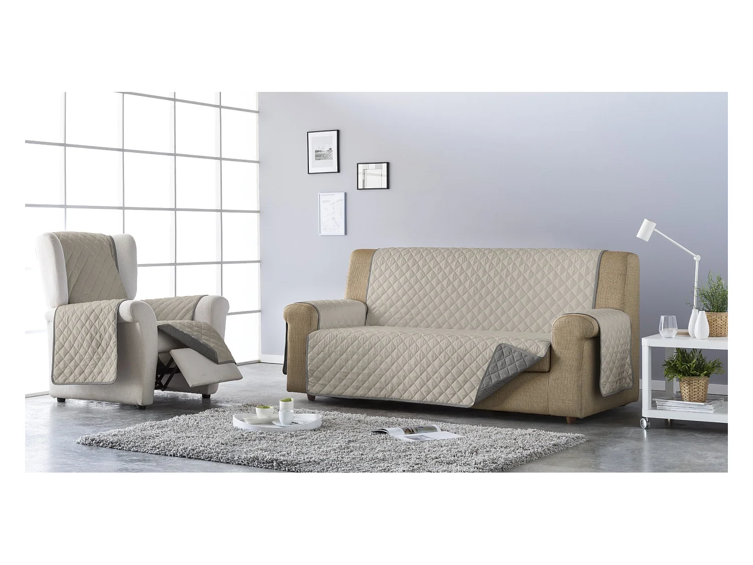 ESTORALIS | Cubre Sofá Acolchado Reversible | Para Sofa de 2 Plazas | Tela 110 x 210 cm | Modelo EDEN Color Beige/Taupe